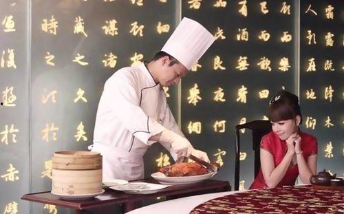 新疆防疫喝酒爆料视频播放,防疫举措与民众生活的微妙平衡