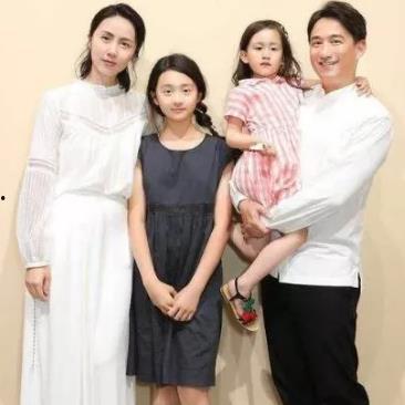 黄磊小女儿进圈爆料视频,真实爆料引热议