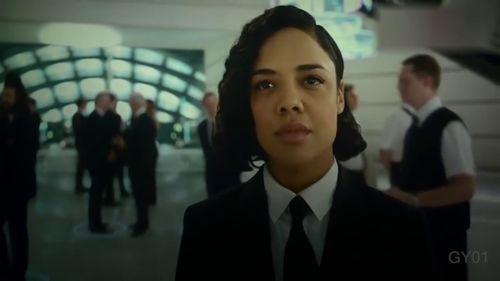 黑衣人高清在线观看,高清盛宴，揭秘星际特工的惊险冒险