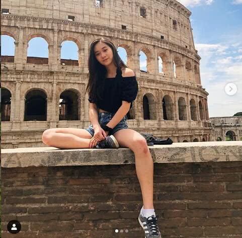 李连杰姐姐爆料视频,独家爆料视频背后的惊人真相