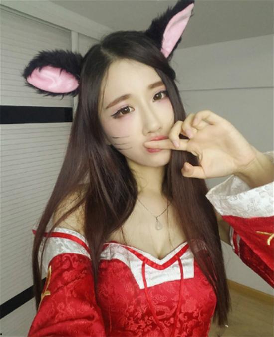 网红cos博主吃瓜视频