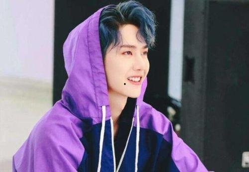 吃瓜网红张子凡微博,揭秘娱乐圈幕后故事