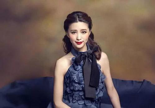 娱乐吃瓜君四字女明星,娱乐吃瓜君揭秘娱乐圈风云人物